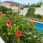 Villamor Villa *