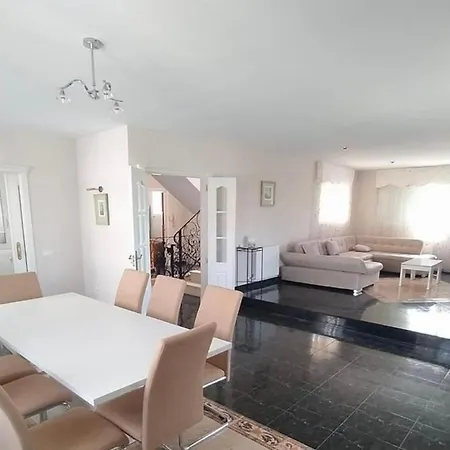 Вилла Villamor *
